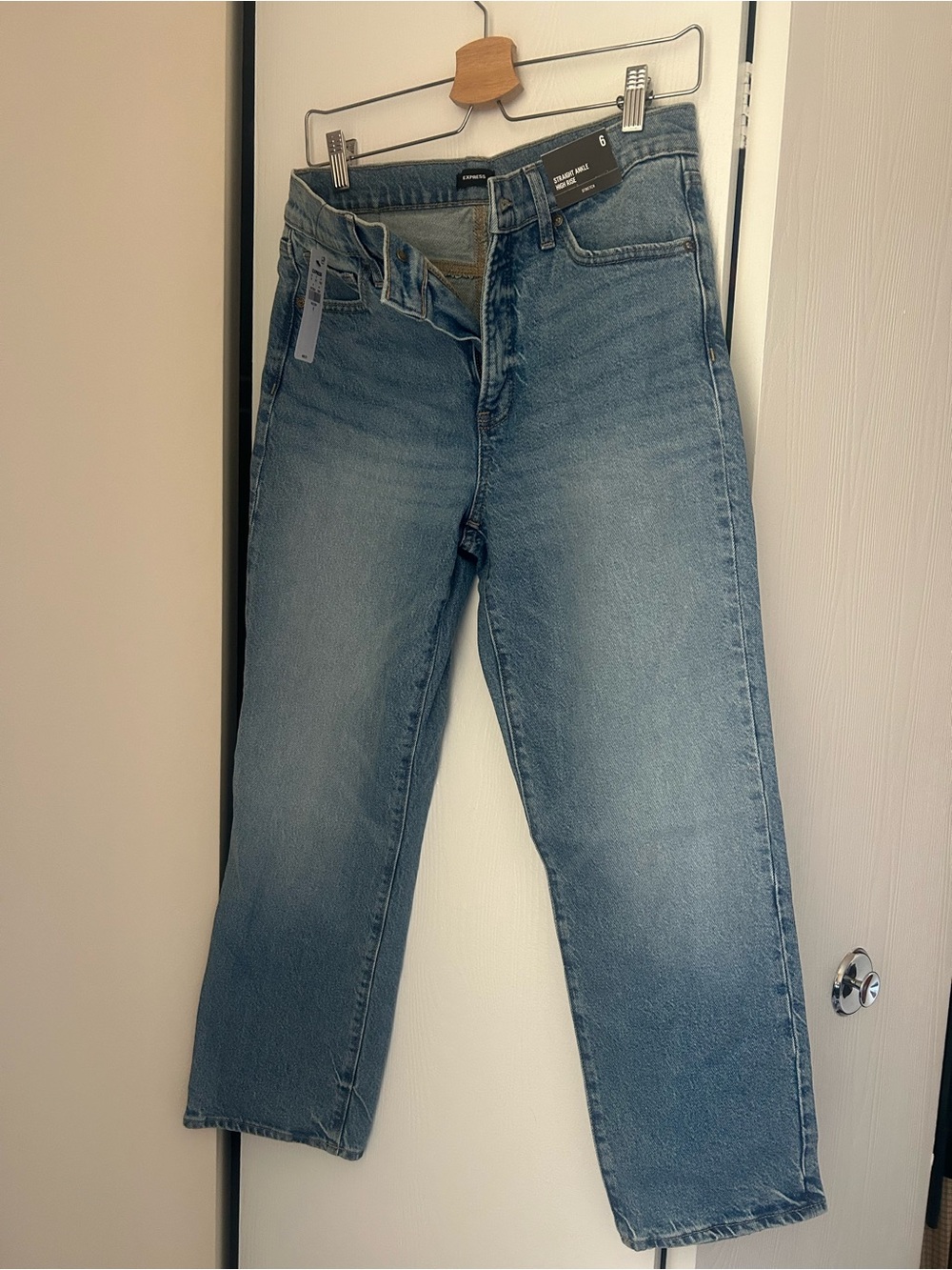 NWT Express Straight Ankle High Rise